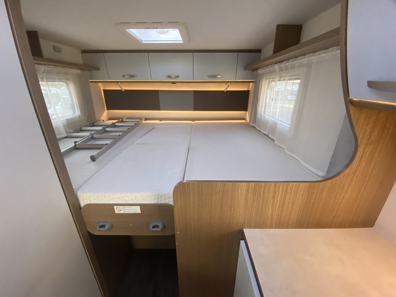 Neu in 2025 Carado T 448 6-Gang Schalter163 PS  mit Einzel u. Hubbett, ideal für alle Reisen,  – 4