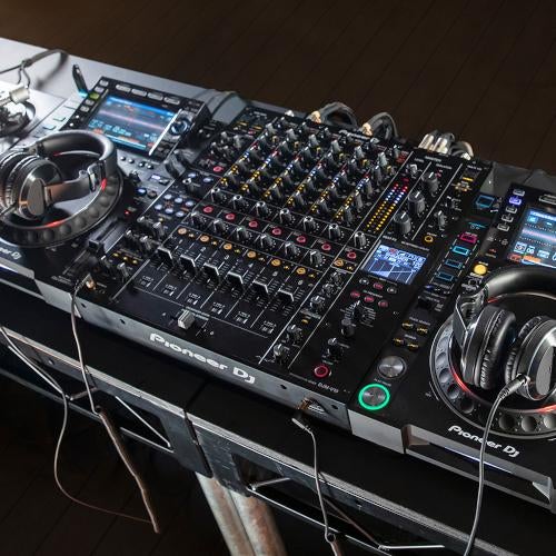 Pioneer DJM-V10-LF mieten – 6-Kanal Profi-DJ-Clubmixer – 3