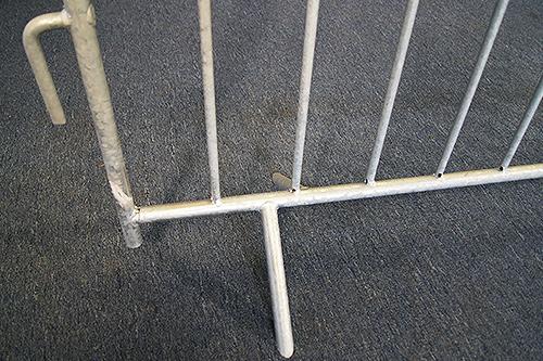 Absperrgitter mieten – Personengitter Profi leicht, verzinkt 2,5x1,1 m – 2