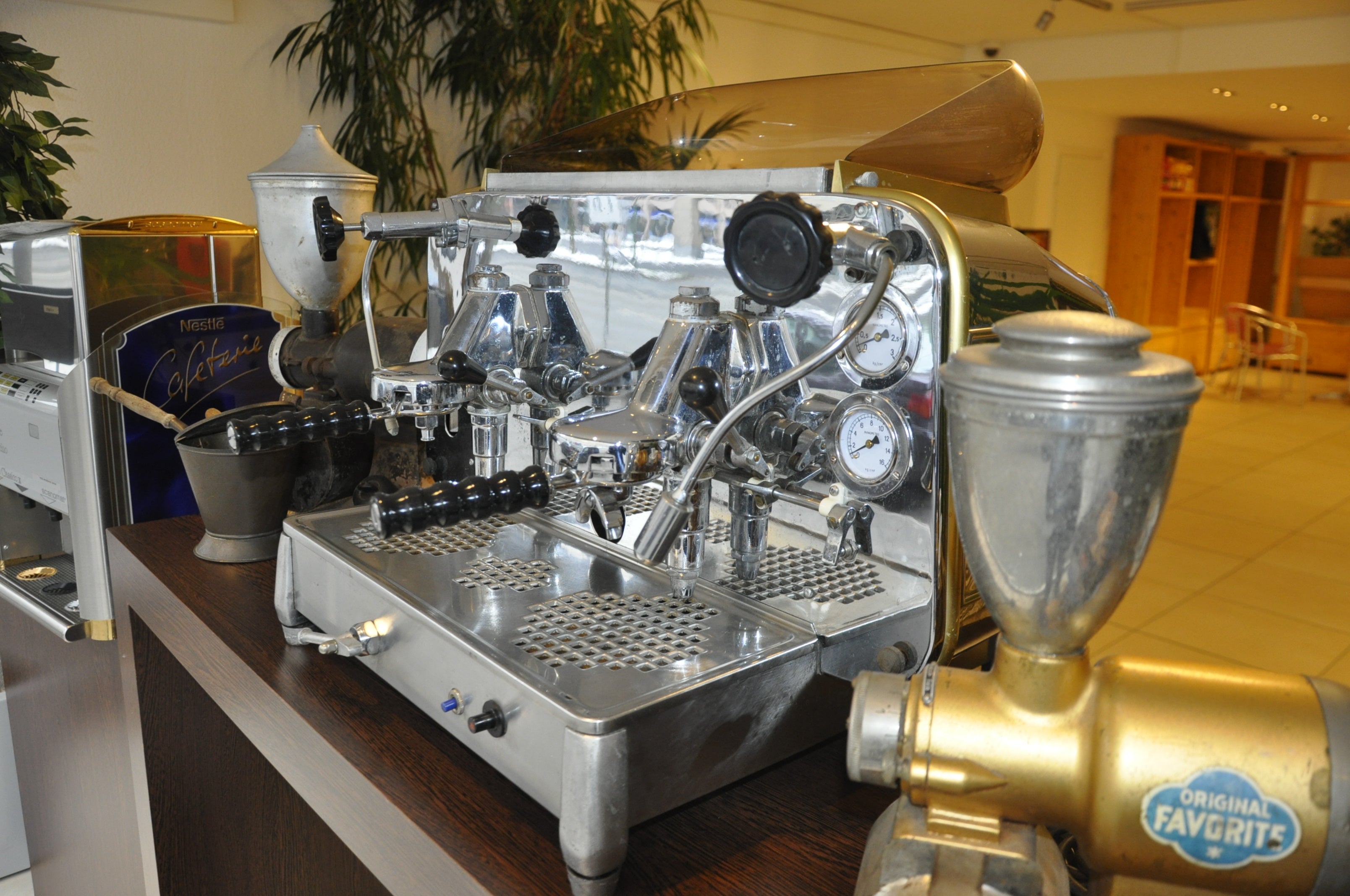 Faema E61 2-gruppig mieten – Profi-Espressomaschine für Messe in Düsseldorf & Köln – 2
