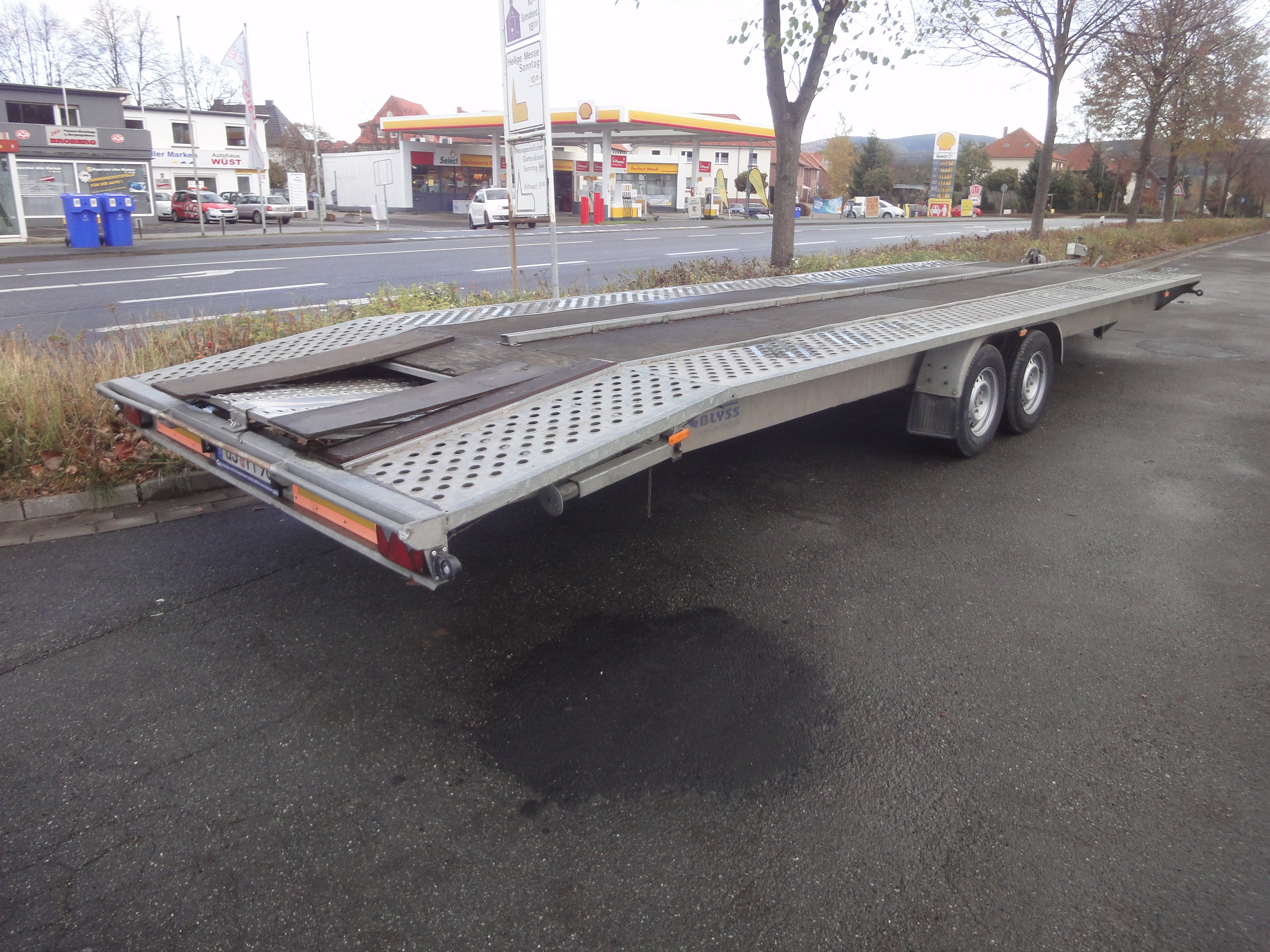 Autotransporter mieten – Anhänger für 2 Autos, 860x250 cm, 3500 kg zGG, mit Seilwinde – 3