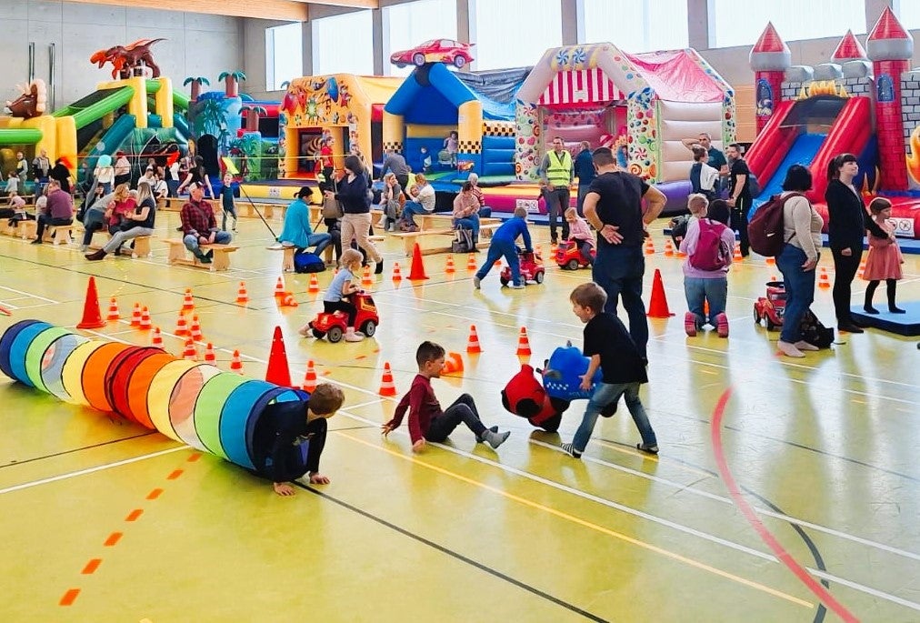 Kinder-Spielepaket mieten – XXL-4-Gewinnt & Co., individuell zusammenstellbar – 3