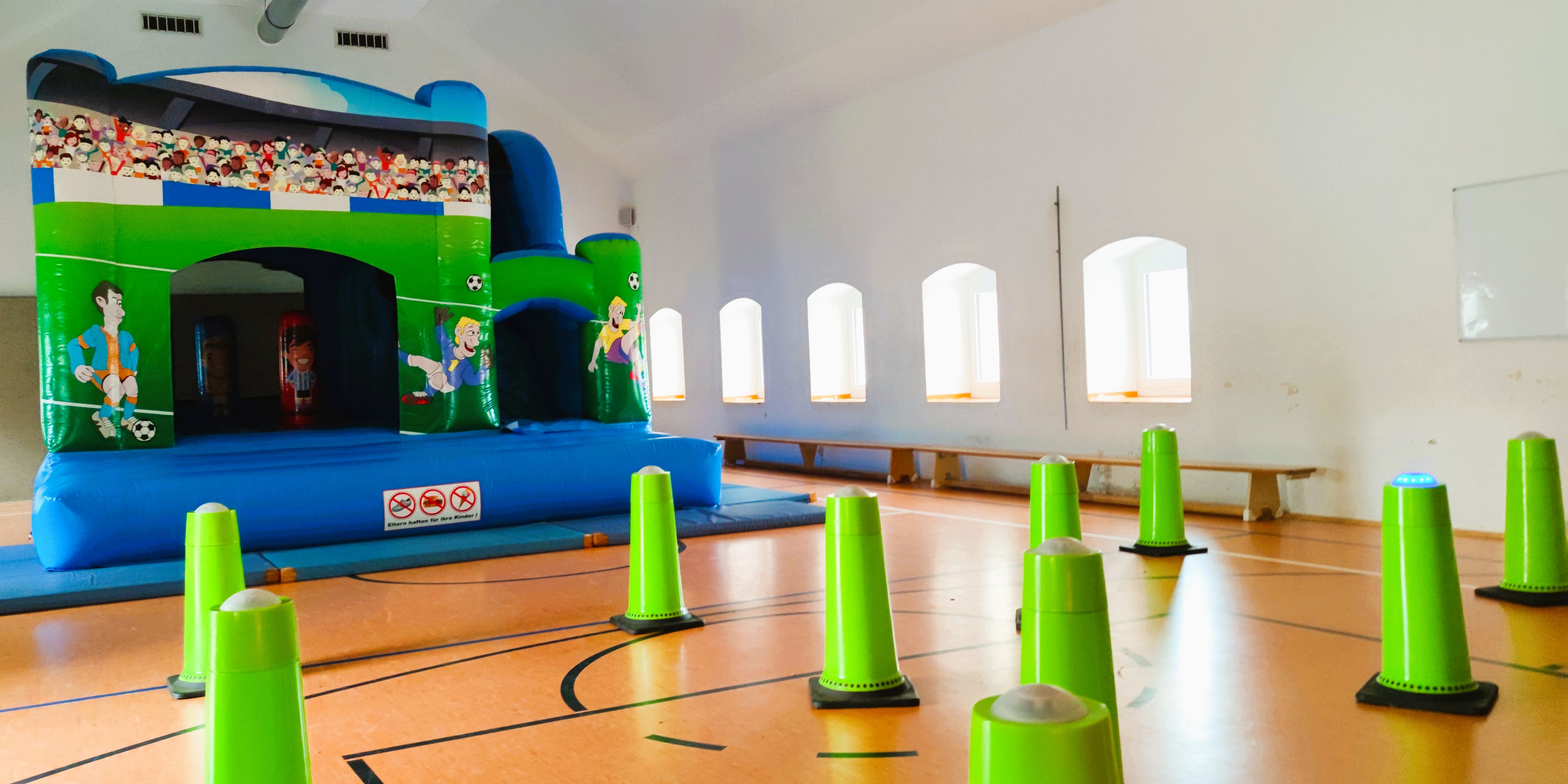 Light Battle Station mieten – interaktives LED-Reaktionsspiel, akkubetrieben – 2