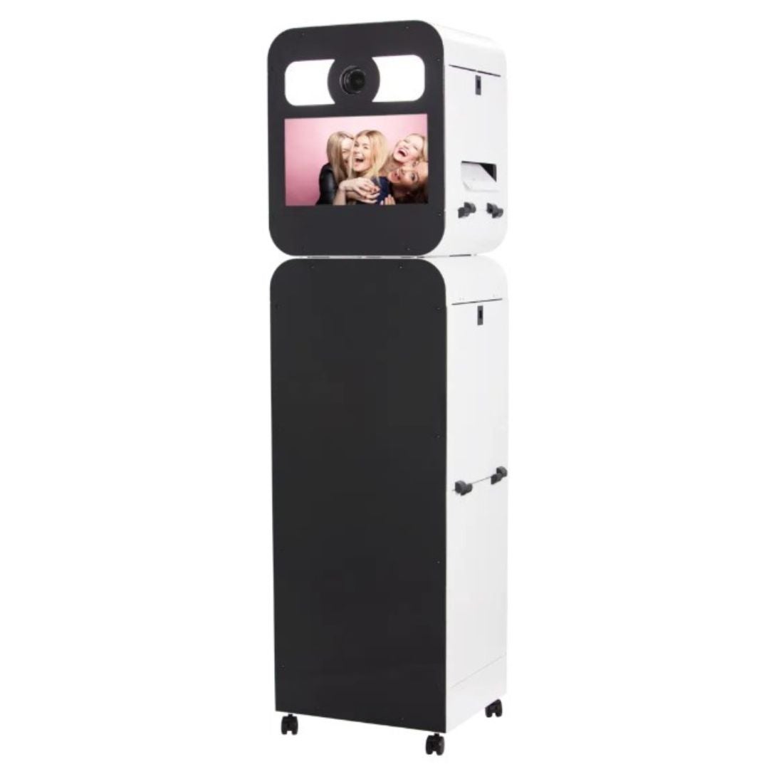 Fotobox mieten – inkl. 400 Bilder, Hintergrundwand & Verkleidungen