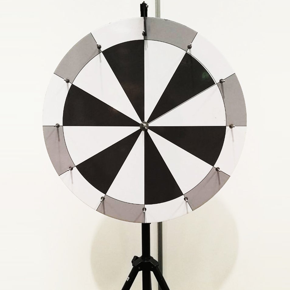 Glücksrad mieten – Durchmesser 80 cm, Outdoor-tauglich inkl. Stativ – 2