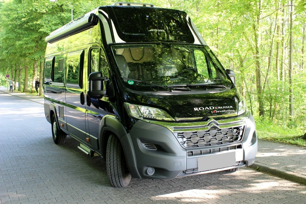 Pössl Revolution, Neu für 4, Automatik, elektr. Hubbett,AHK, Radträger, SAT, Alleskönner, mit Führerschein Klasse 3 (B) fahrbar, Diez, Limburg, Mainz, Köln, Gießen, Wiesbaden, Koblenz, Westerwald, Mai