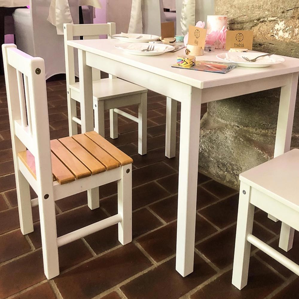 Kindertisch und Stühle im Set mieten in Glauchau – Eventmöbel