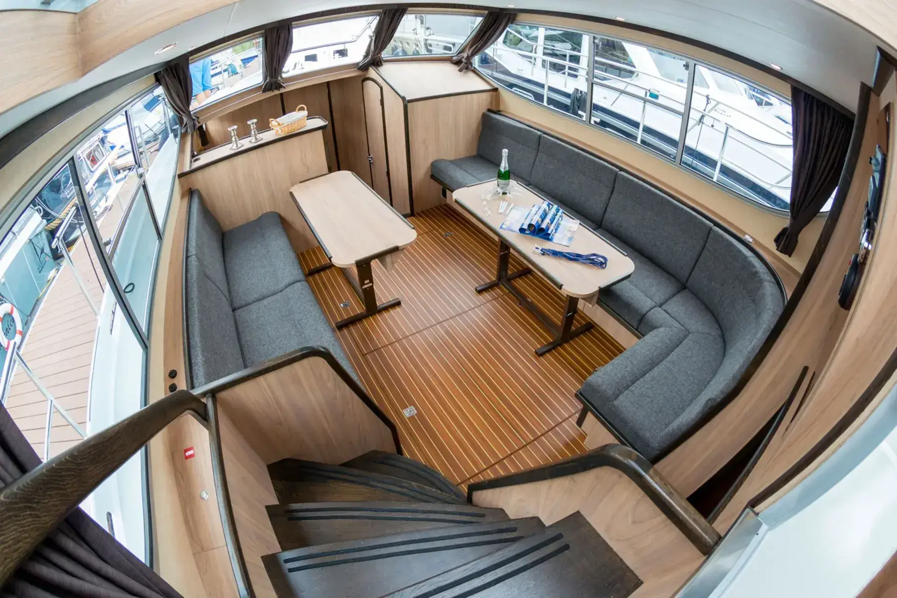 Motoryacht Gruno 41 Excellent „Juliet 2“ mieten – 6 Personen, ab Kröslin – 2