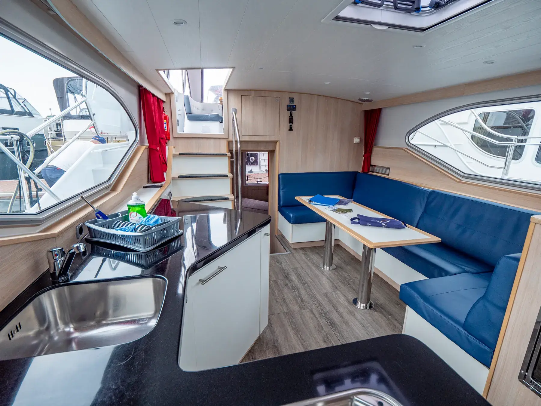 Hausboot Schulz 40 Max „Amanda“ mieten – 6 Personen, ab Waren (Müritz) – 4