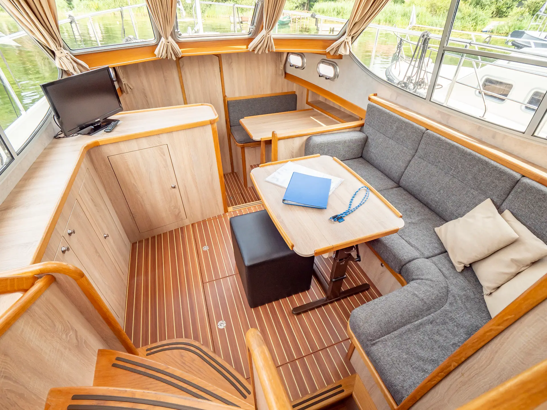 Hausboot Gruno 35 Excellent Typ 2 „Mira 3“ mieten – 4 Personen, ab Plau am See – 2
