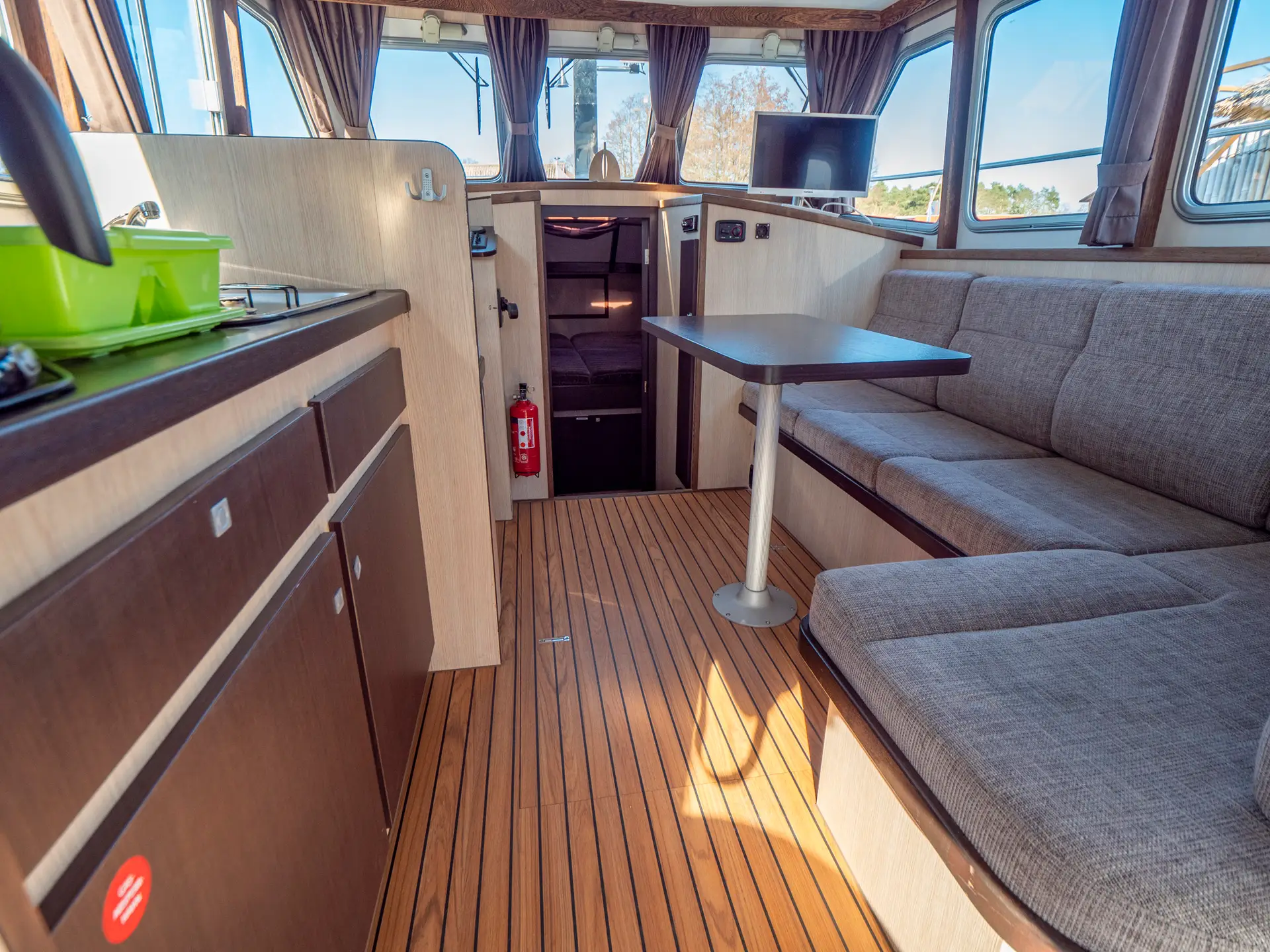 Hausboot Aventura 32 Classico „Hilde“ mieten – 2 Personen, ab Waren (Müritz) – 3