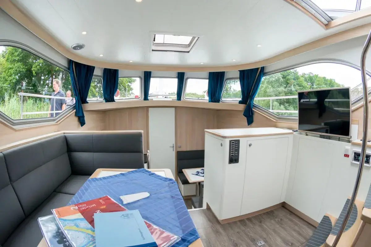 Motoryacht Schulz 40 „Johanna“ mieten – 4 Personen, ab Neukalen – 5