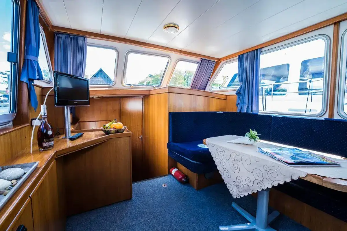 Hausboot Pedro Skiron Typ 3 „Jasmin“ mieten – 4 Personen, ab Waren (Müritz) – 3