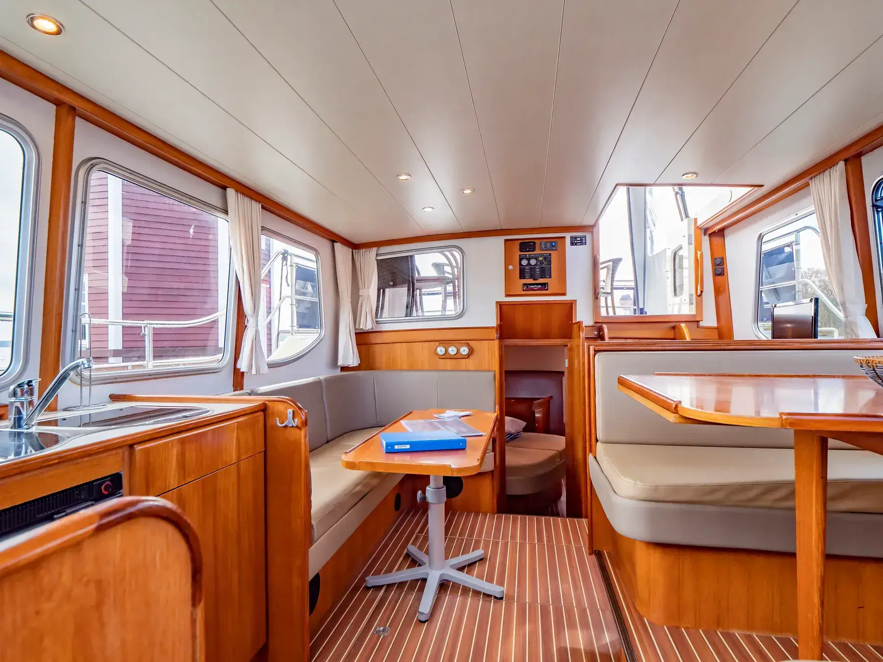 Hausboot Pedro Levanto 38 „Levanto“ mieten – 6 Personen, ab Röbel/Müritz – 5