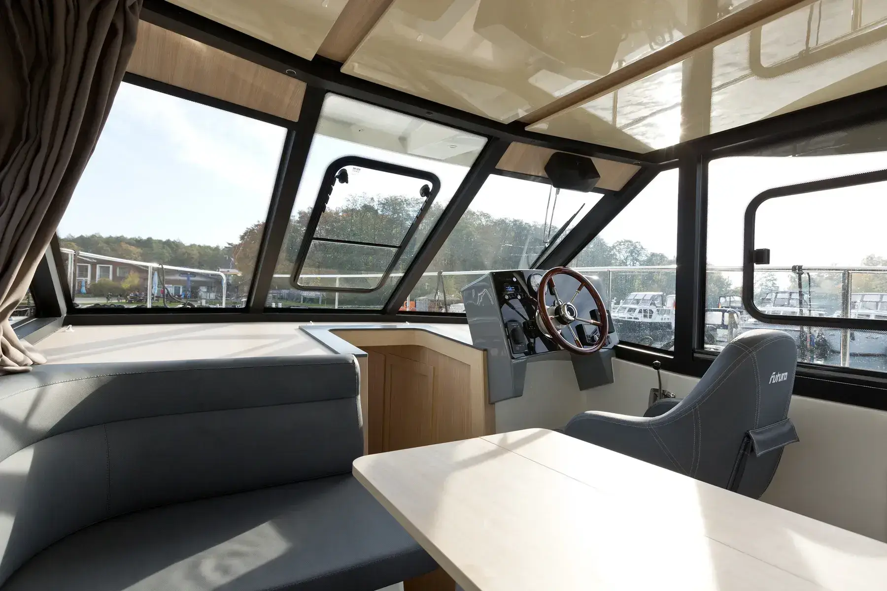 Hausboot Futura 36 „MüritzCruiser 2“ mieten – 6 Personen, ab Waren (Müritz) – 3
