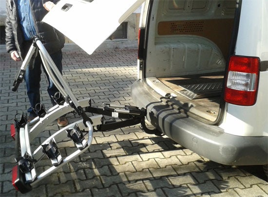 Fahrradträger Atera DL 3 mieten – Premium AHK-Heckträger für 3 Fahrräder bis 45 kg – 4