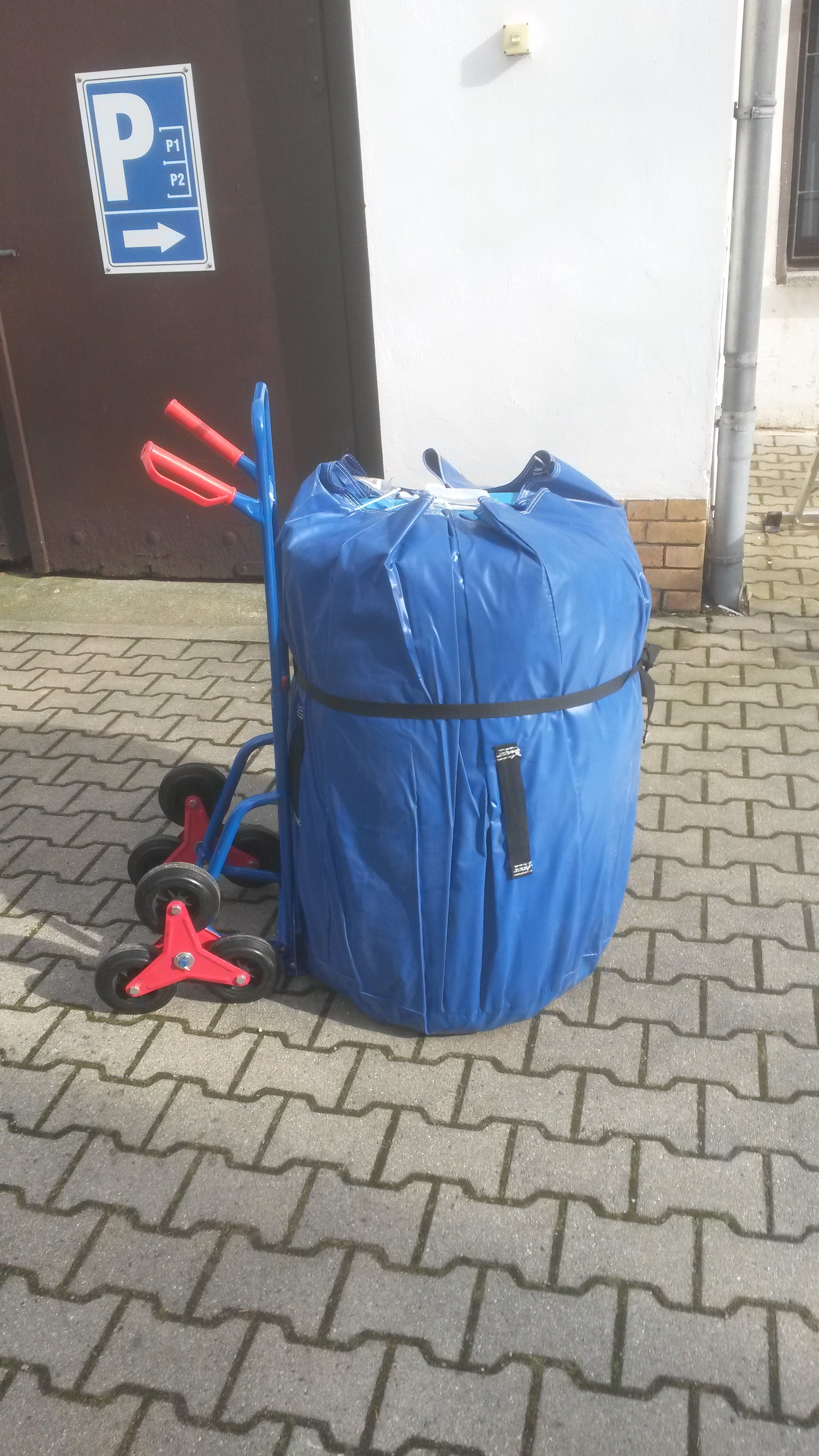 Hüpfburg mieten "Glückskind" – mit Sicherheitsnetz & Dach für bis zu 10 Kinder – 4