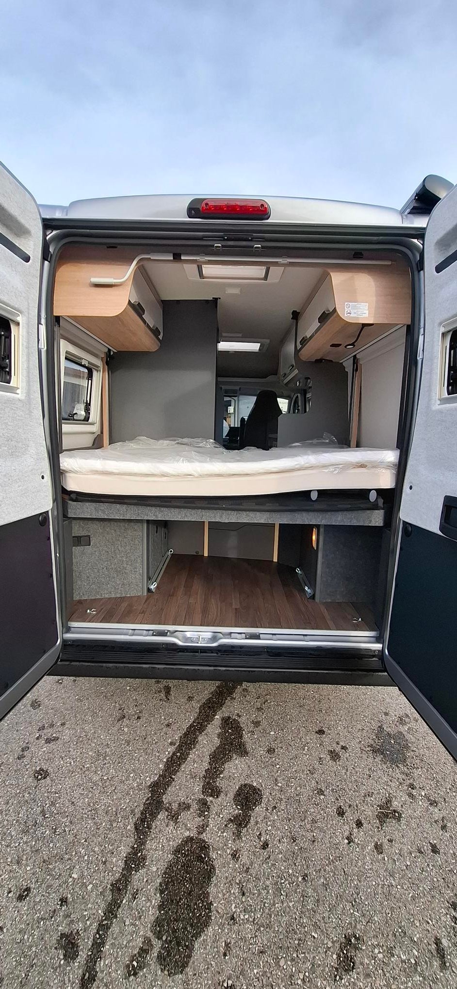 Wohnmobil mieten – Knaus BoxLife 540 MQ Kastenwagen, 4 Sitze / 2 Schlafplätze – 3