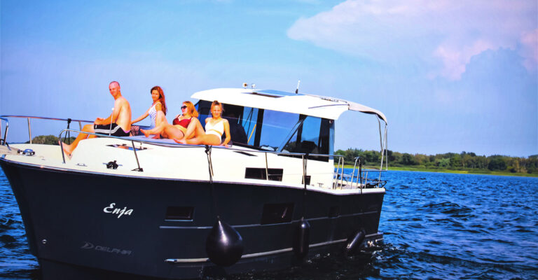 Motoryacht Delphia Escape 1080 mieten – 3