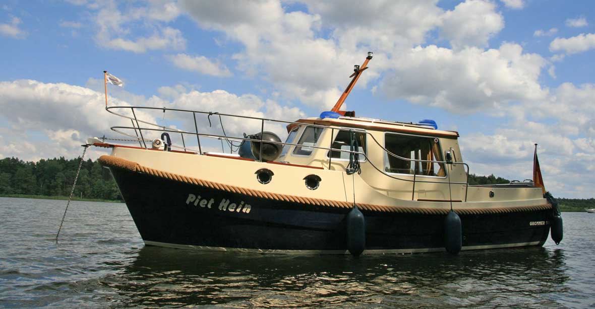 Boot Grommer 800 mieten