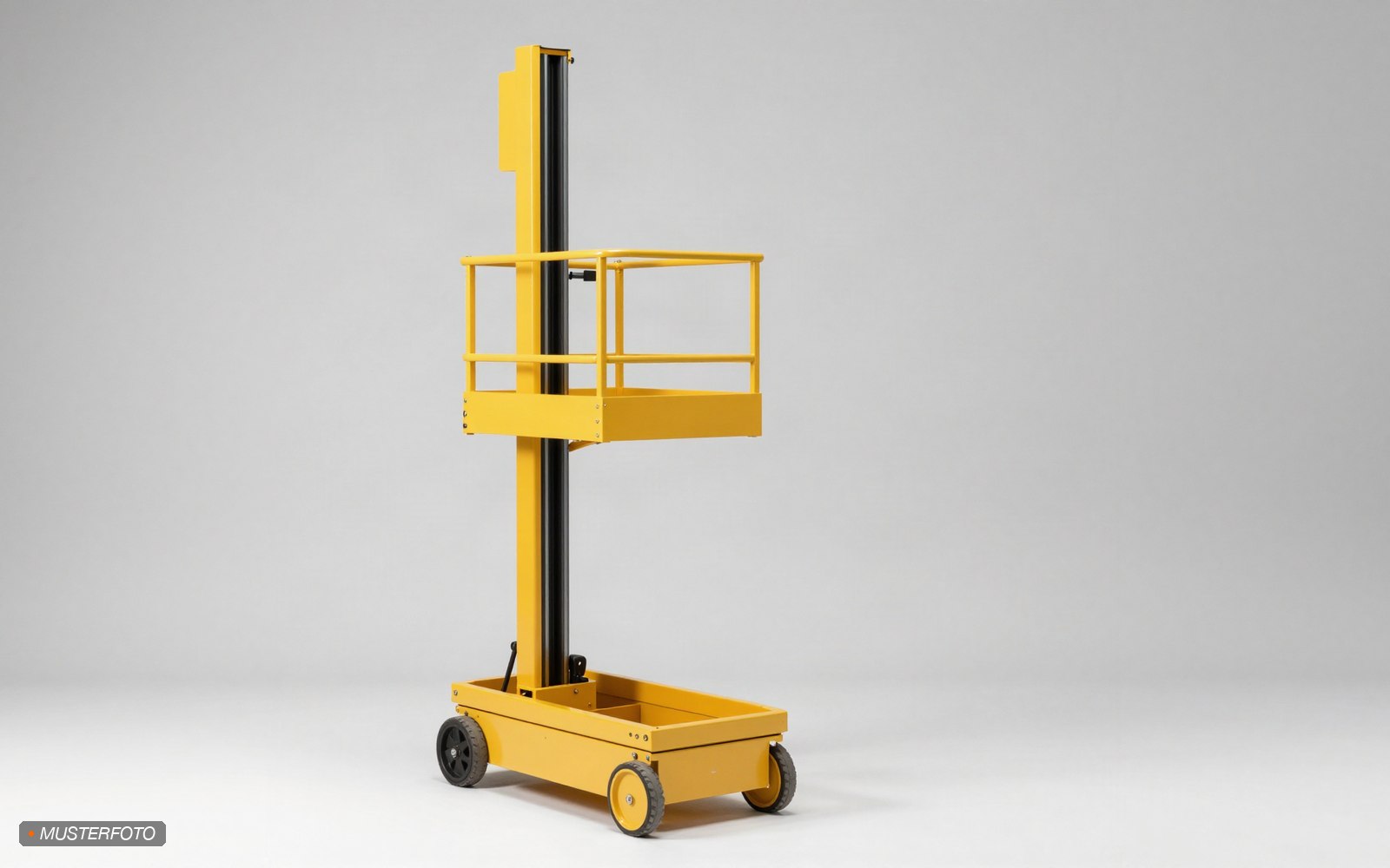 Pneumatischer Warenaufzug, 5,6 m mieten
