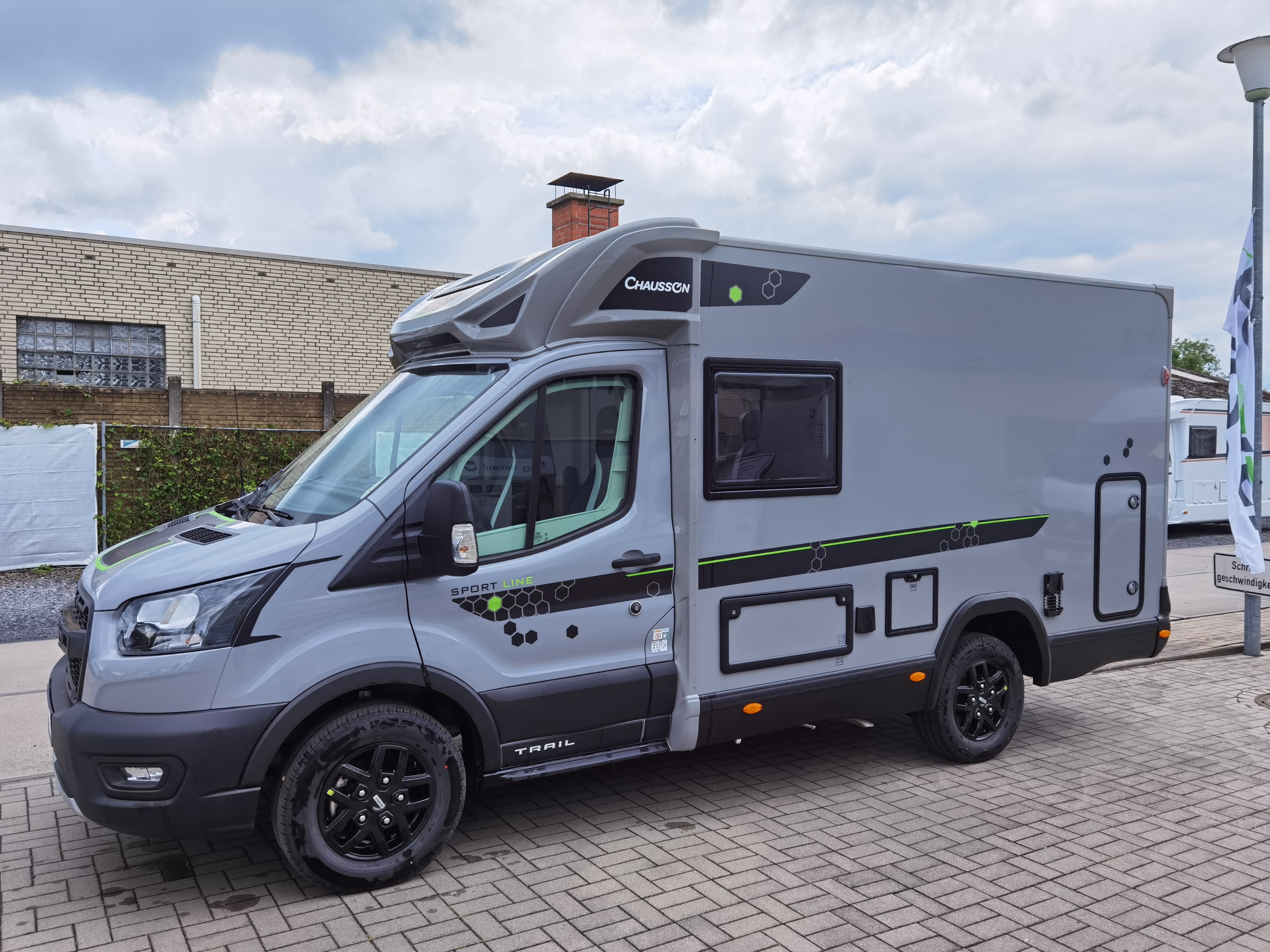 Wohnmobil mieten - Chausson S 514, schmal & kompakt, Modell 2026 – 3