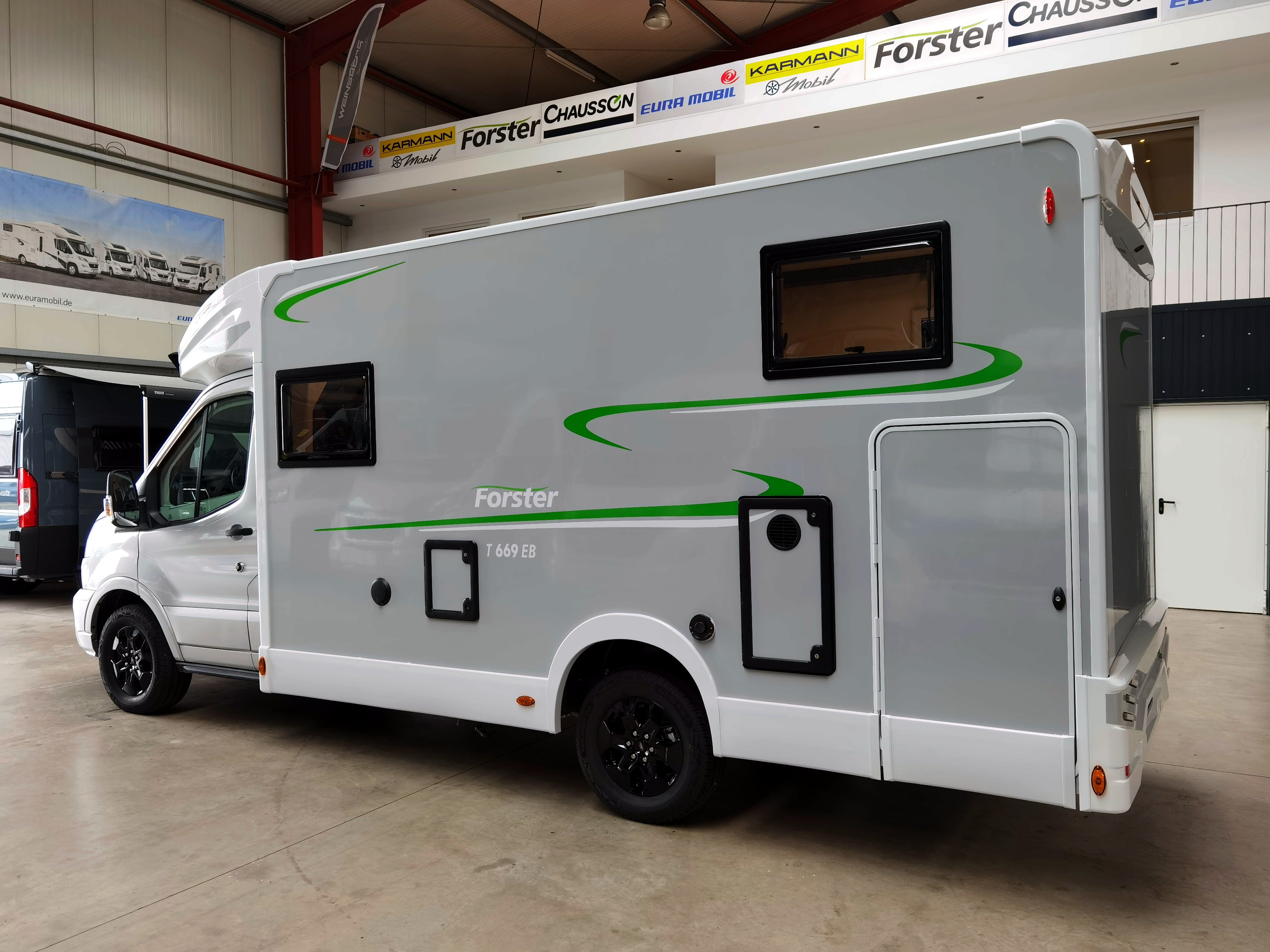 Wohnmobil Forster T 669 EB NB Coupé mieten – teilintegriert, Modell 2026 – 3