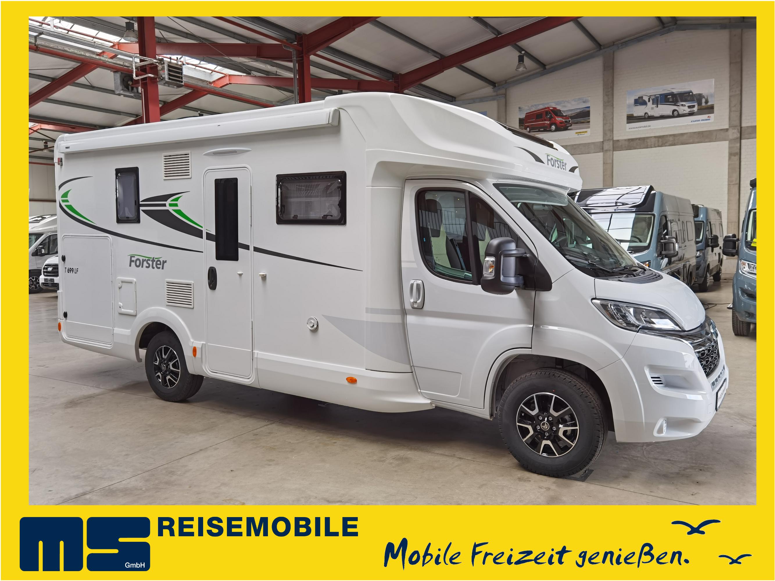 Wohnmobil Forster T 699 LF mieten – teilintegriert, viel Stauraum, Modell 2026