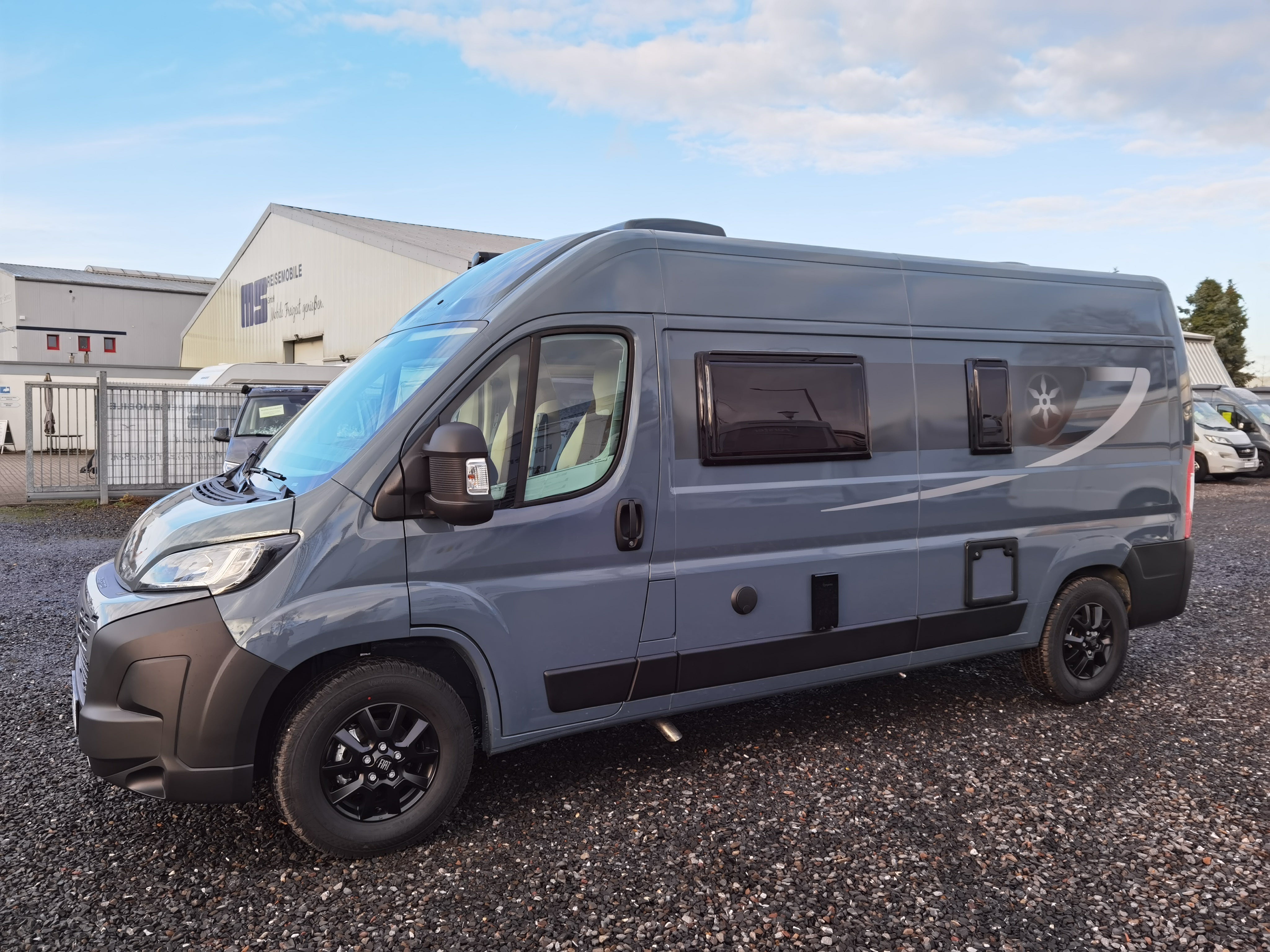 Wohnmobil Karmann Davis 590 mieten – teilintegriert, wintertauglich, Modell 2026 – 3