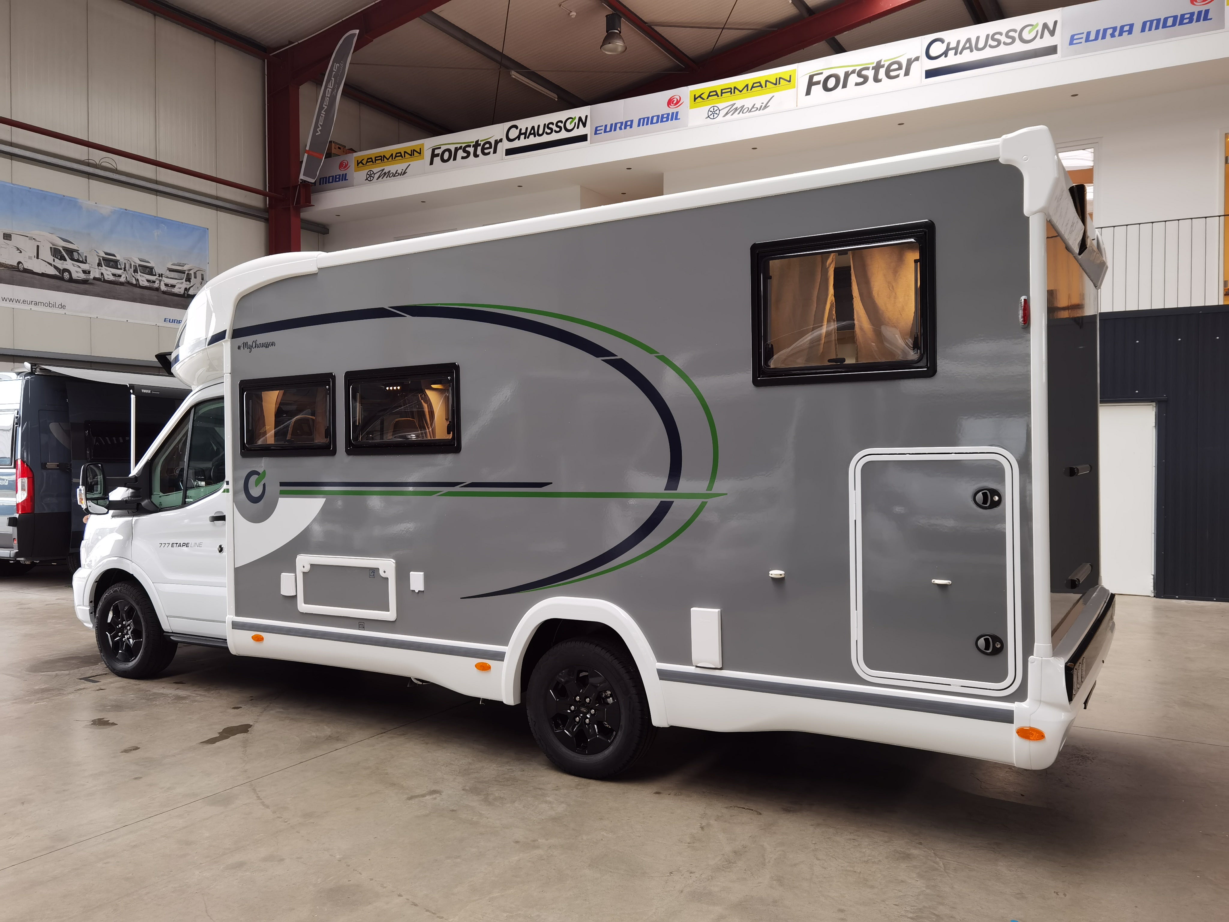 Wohnmobil mieten - Chausson 777 GA, Einzelbetten & Hubbett, Modell 2026 – 4