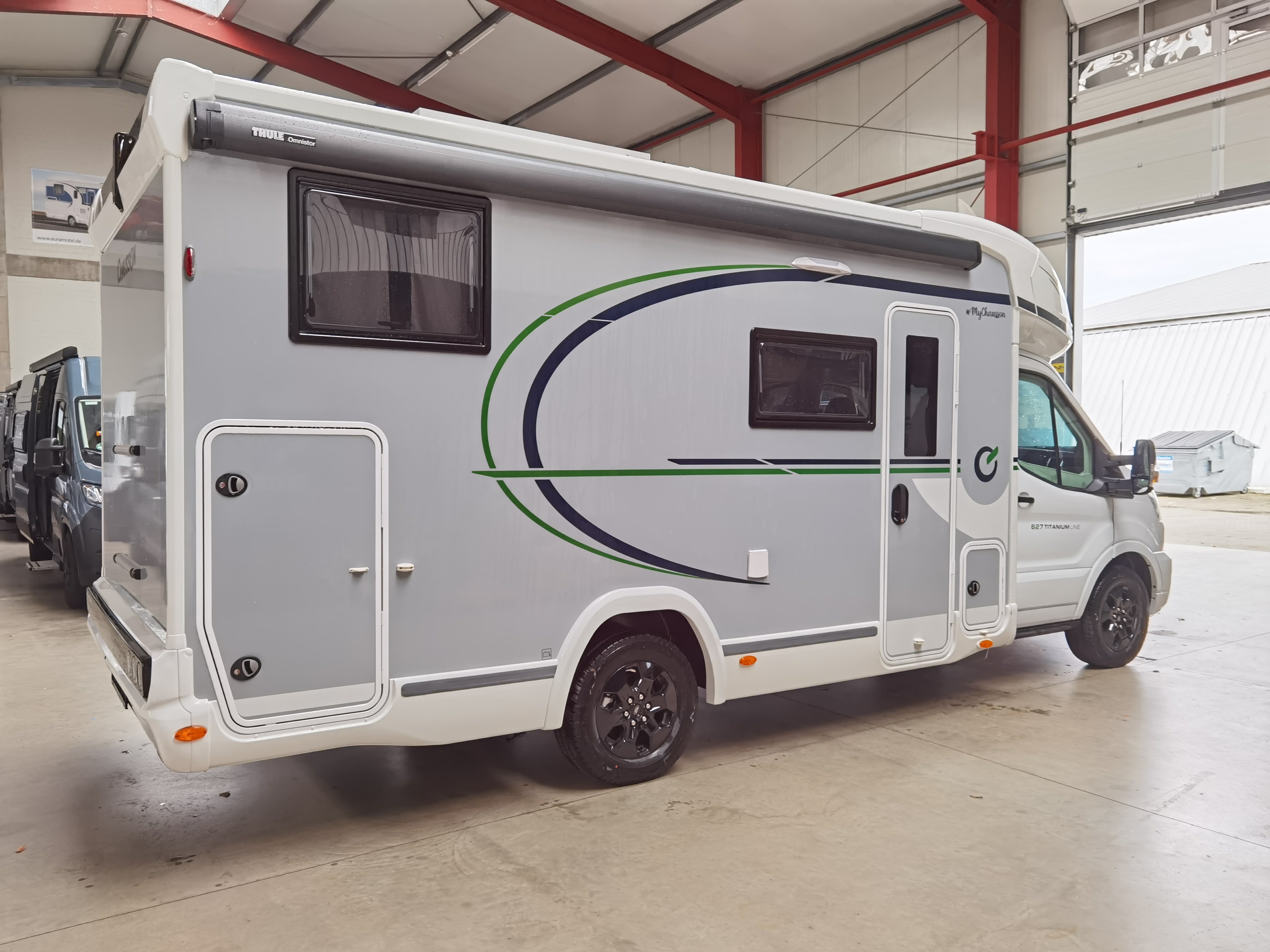 Wohnmobil Chausson 627 GA mieten – teilintegriert, Einzelbetten über Garage, Modell 2026 – 3