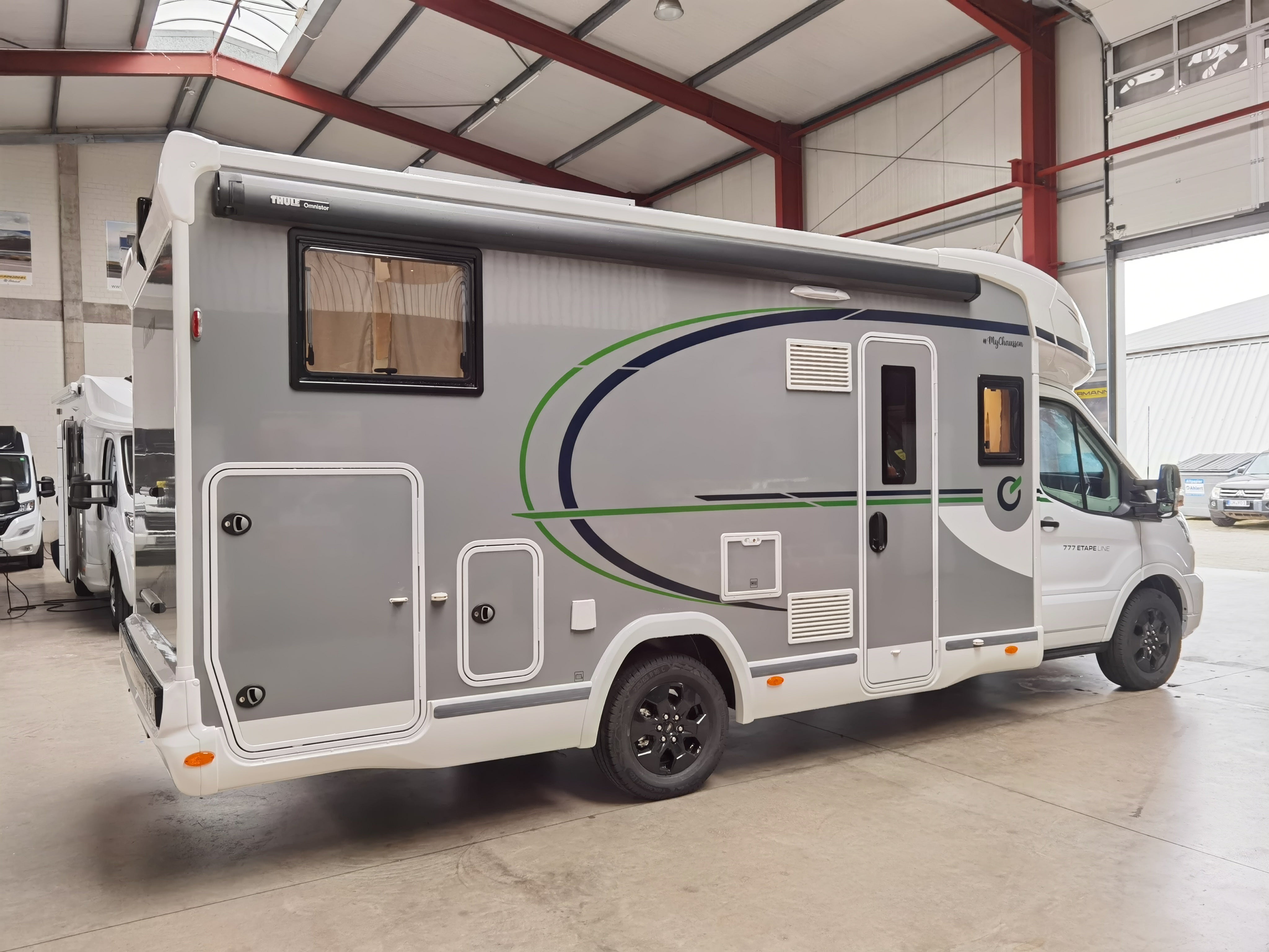 Wohnmobil mieten - Chausson 777 GA, Einzelbetten & Hubbett, Modell 2026 – 3