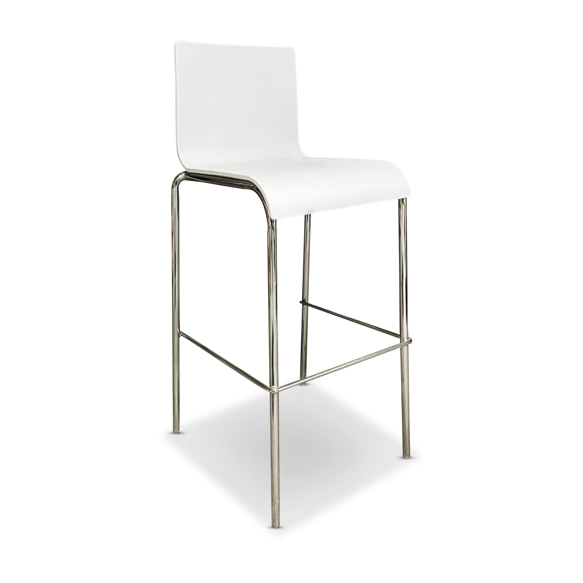 Barhocker mieten – Weiße Barhocker & Black-Wood-Serie | Stilvolle Eventmöbel