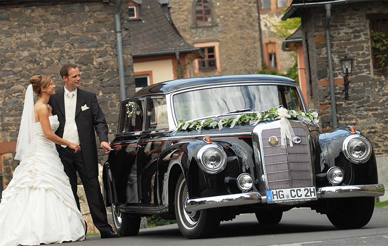 Mercedes 300 Adenauer Bj. 1952 mieten bei Classic Cars Michael Krug von Nidda