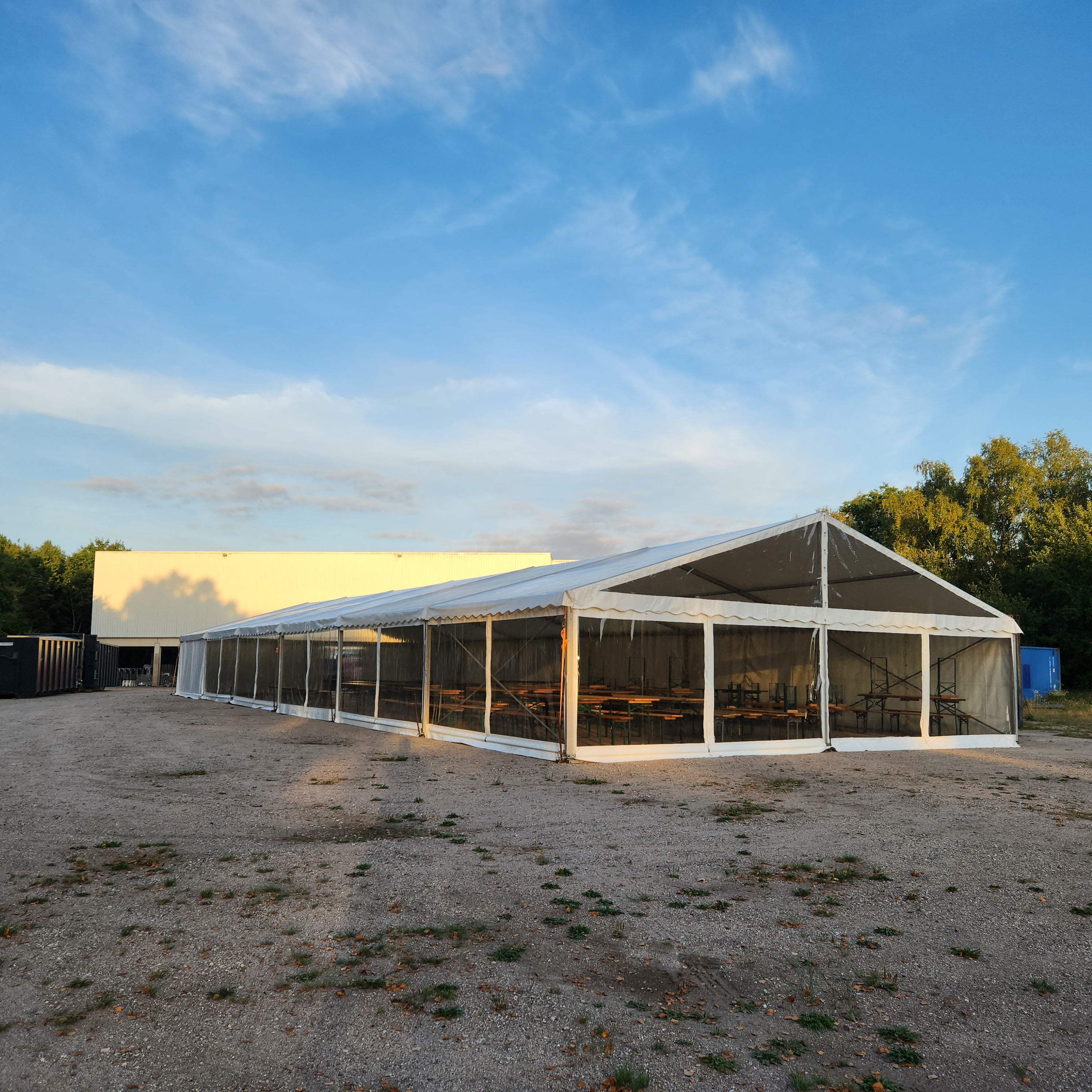 Festzelt mieten 10 m breit – verlängerbar bis 50 m, Preis pro qm