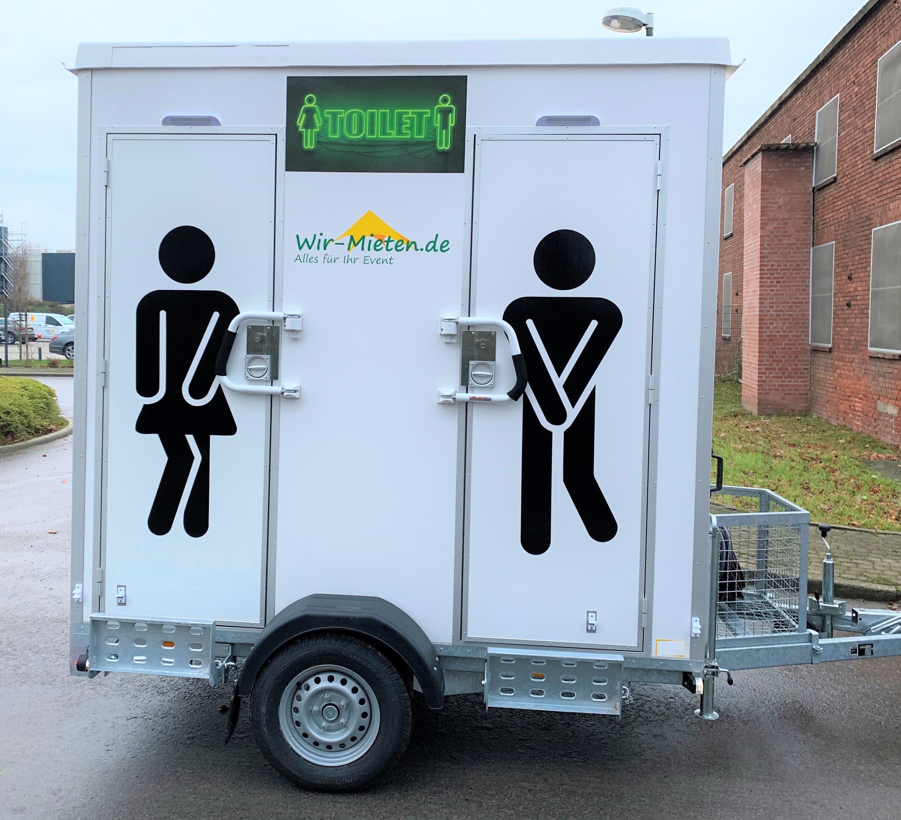 Toilettenanhänger Toilettenwagen 2 WC + 1 Urinal 750 kg Gesamtgewicht