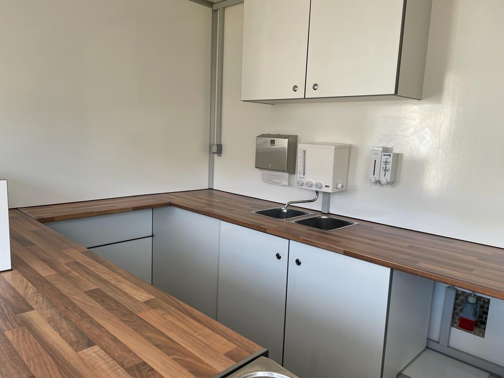 Imbissanhänger / Foodtruck / mit oder ohne Personal  / Catering / Imbisswagen – 2