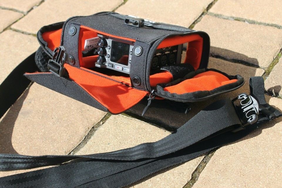 Professioneller Audio Recorder Podcast mieten in Gröningen – 4