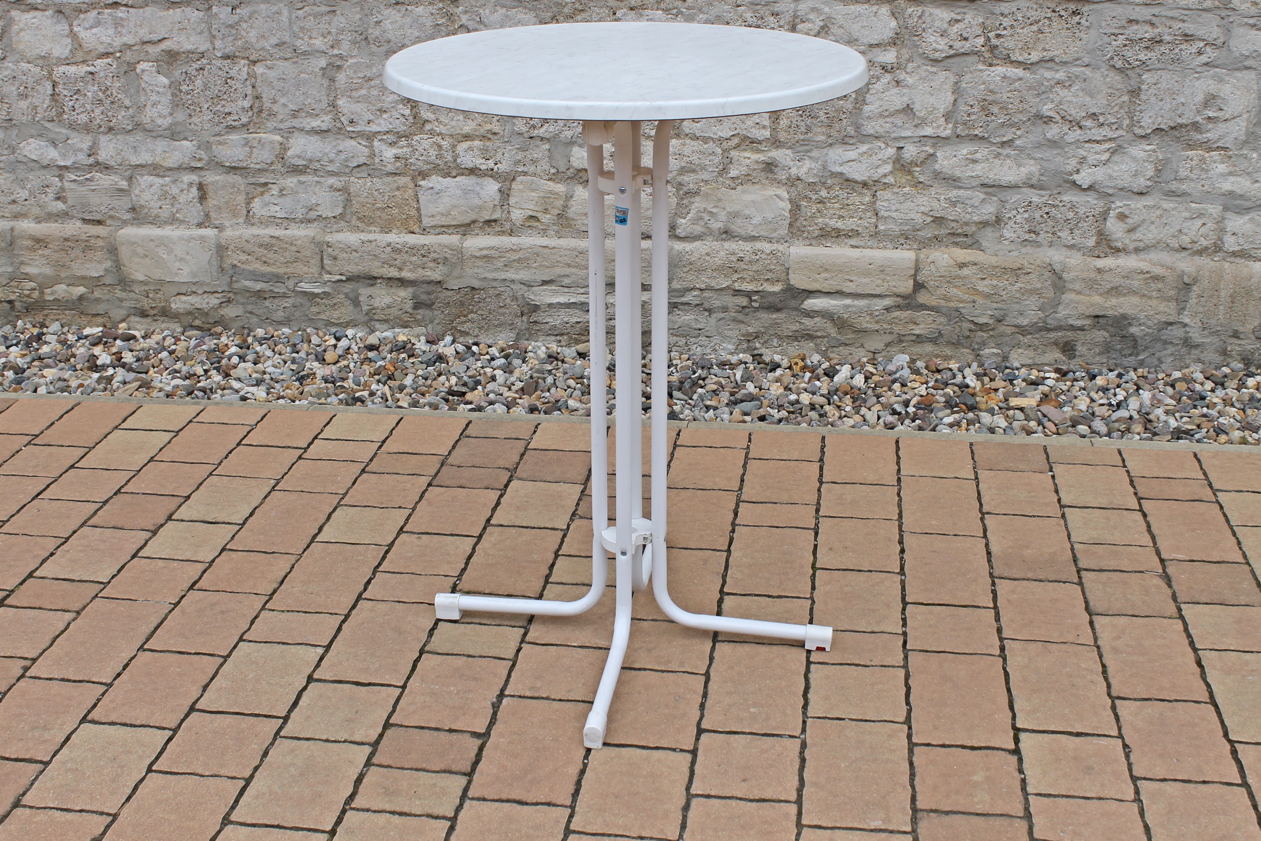 Stehtische mieten – Klappbare Profi-Stehtische Ø 80 cm für Event & Messe – 2
