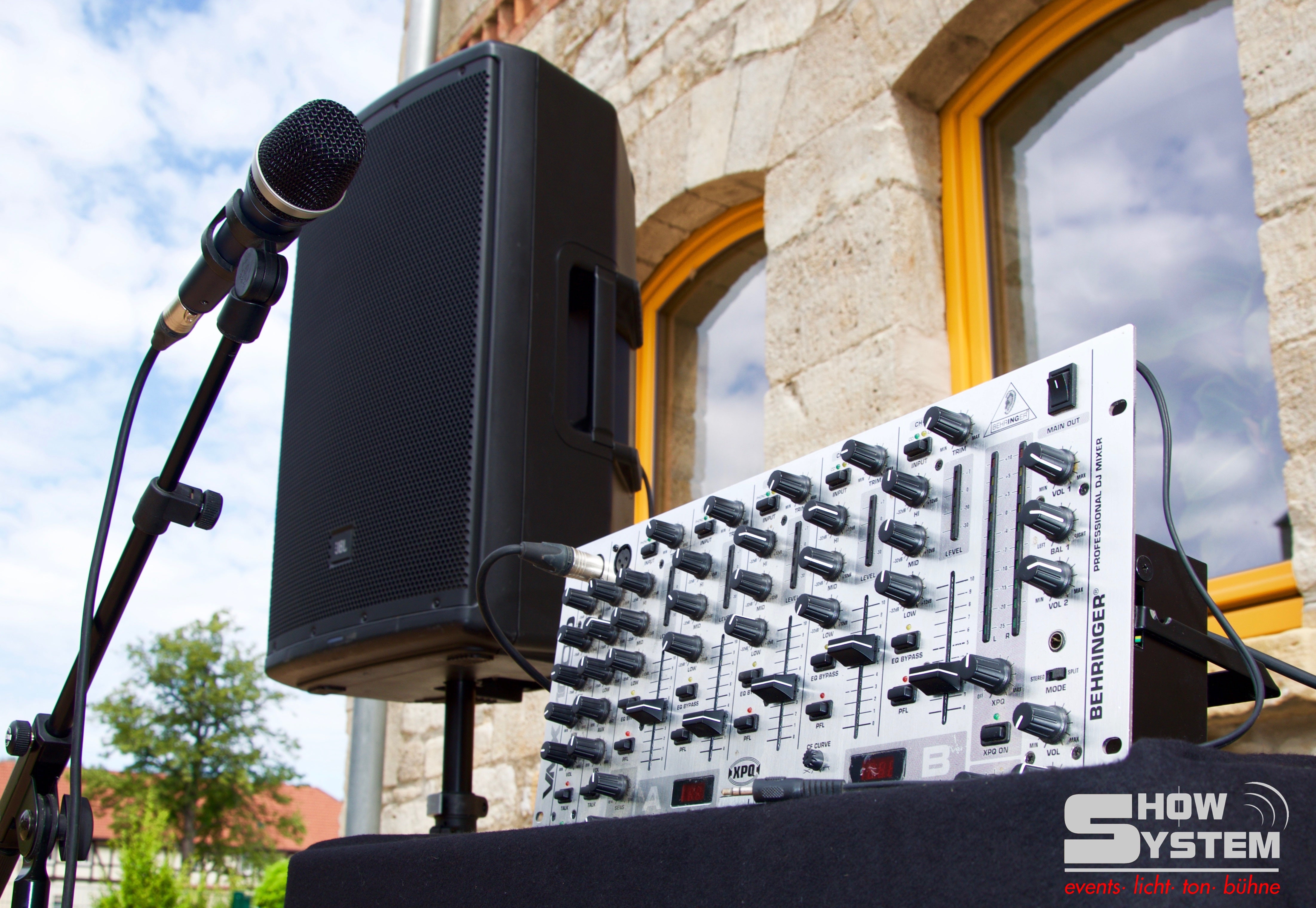 PA-Anlage mieten – JBL EON 615 Tonanlage Komplettset für Partys & Events