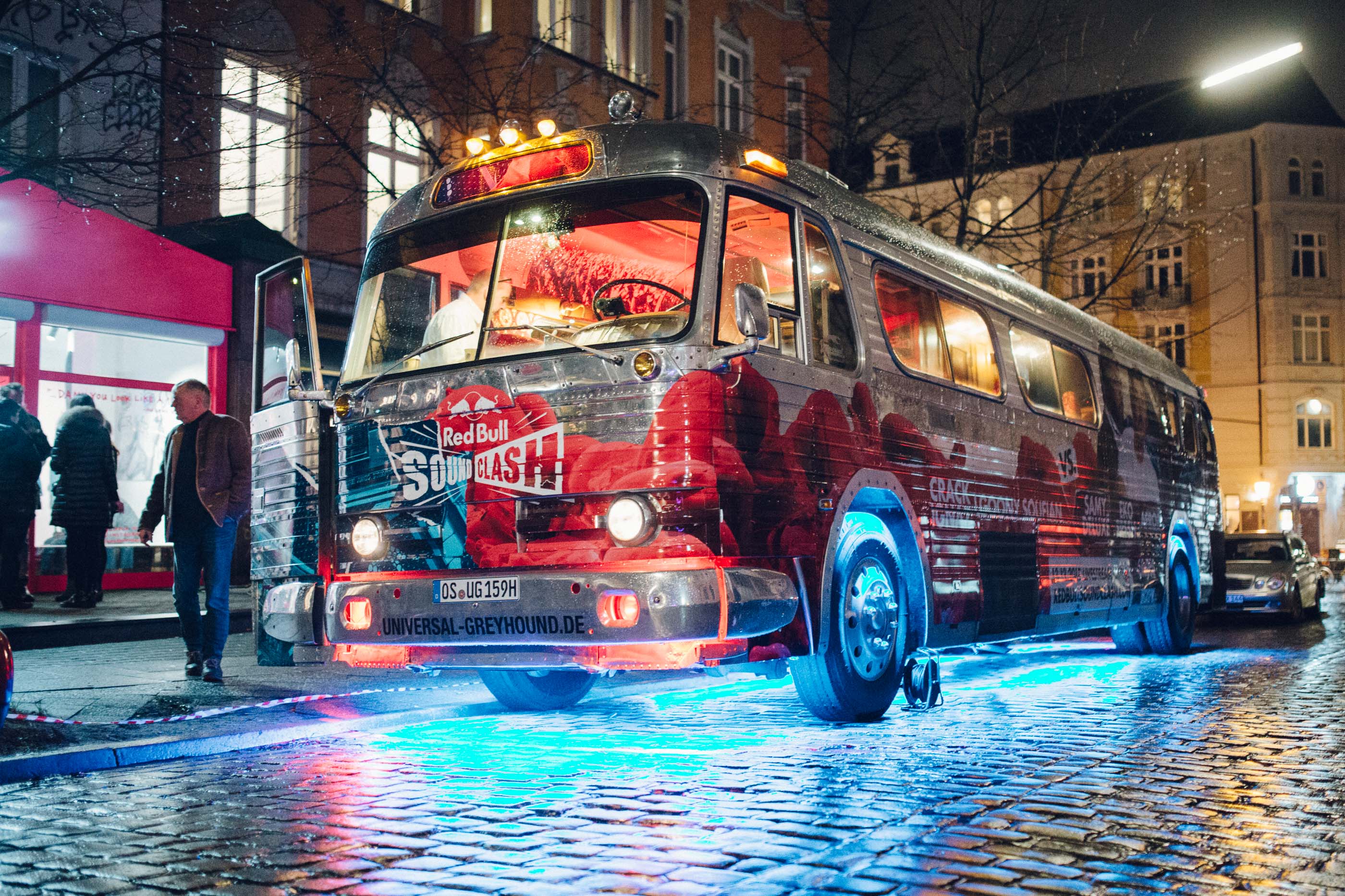 Independence Greyhound Bus von 1948 mieten - Oldtimer-Limousine mit Fahrer