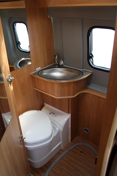 Wohnmobil für 2 Personen - Pössl Summit 600, Navigation, Rückfahrkamera – 3