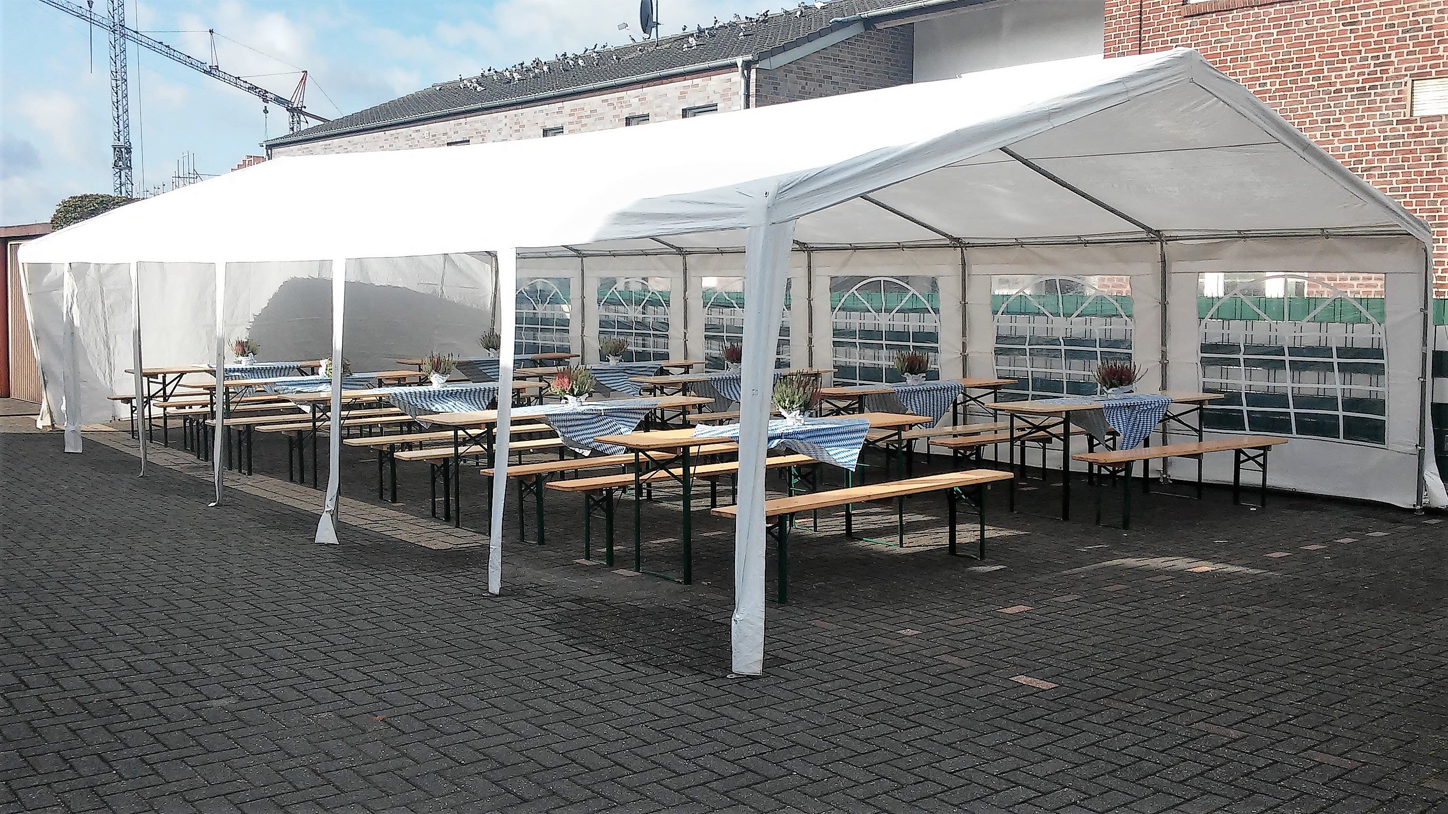 Partyzelt / Festzelt mieten – 6 x 12 m, 72 qm