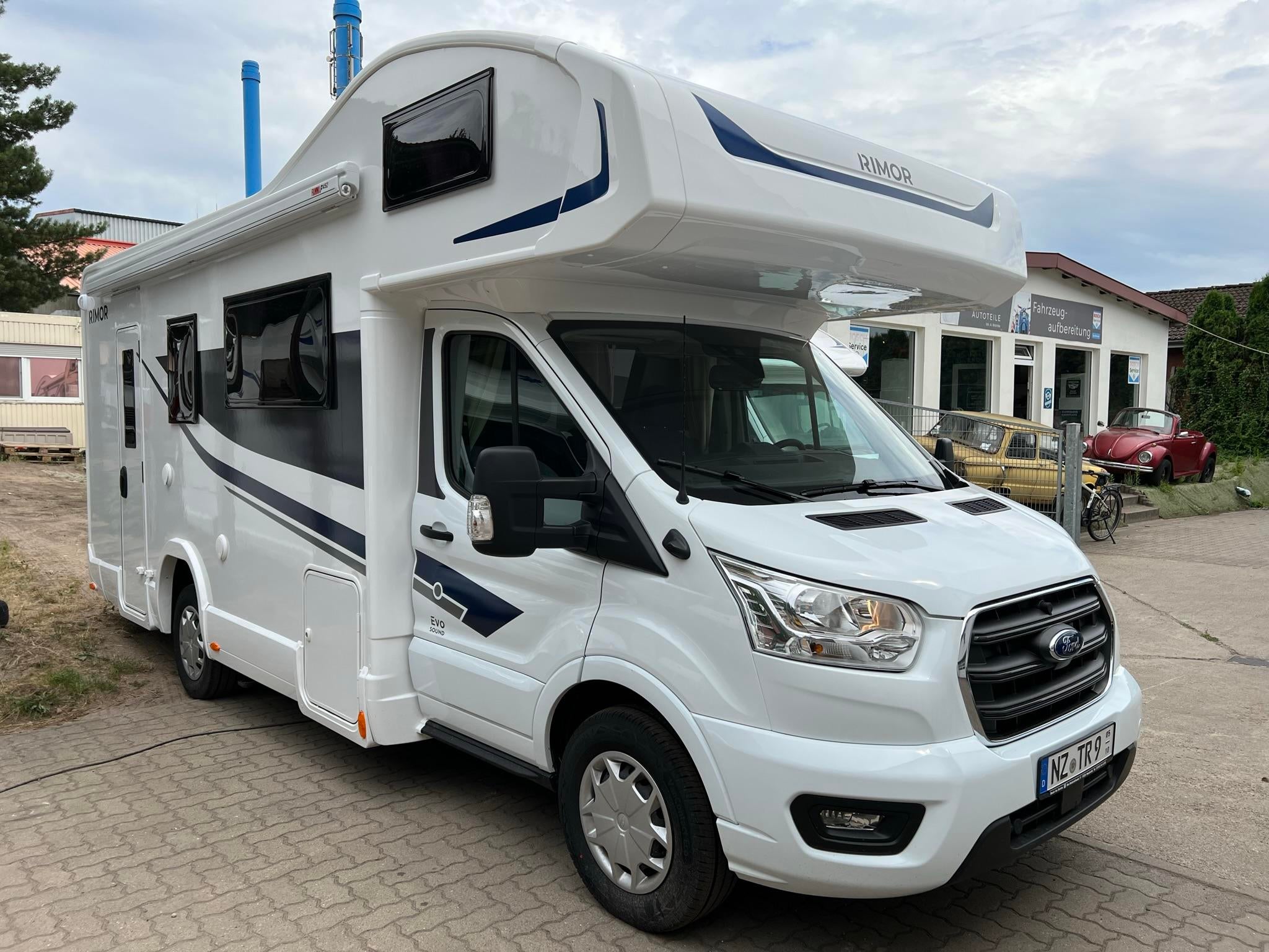 Wohnmobil mieten  Forster für 6 Personen 2x vorhanden vom 02.07.-12.07.26 frei – 2