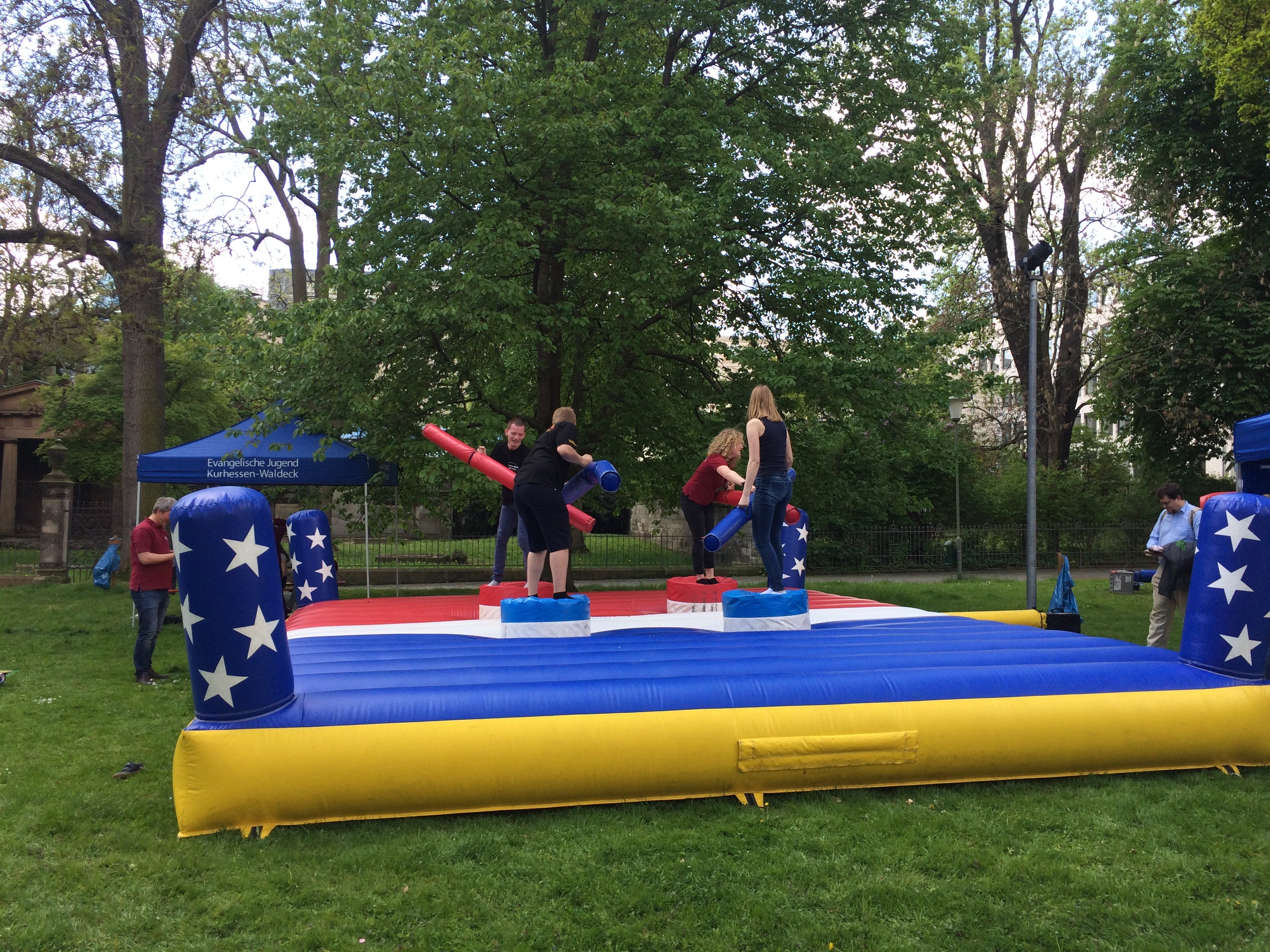Gladiator Game mieten - American Gladiator Eventmodul, 7x6 m, ab 6 Jahren – 4