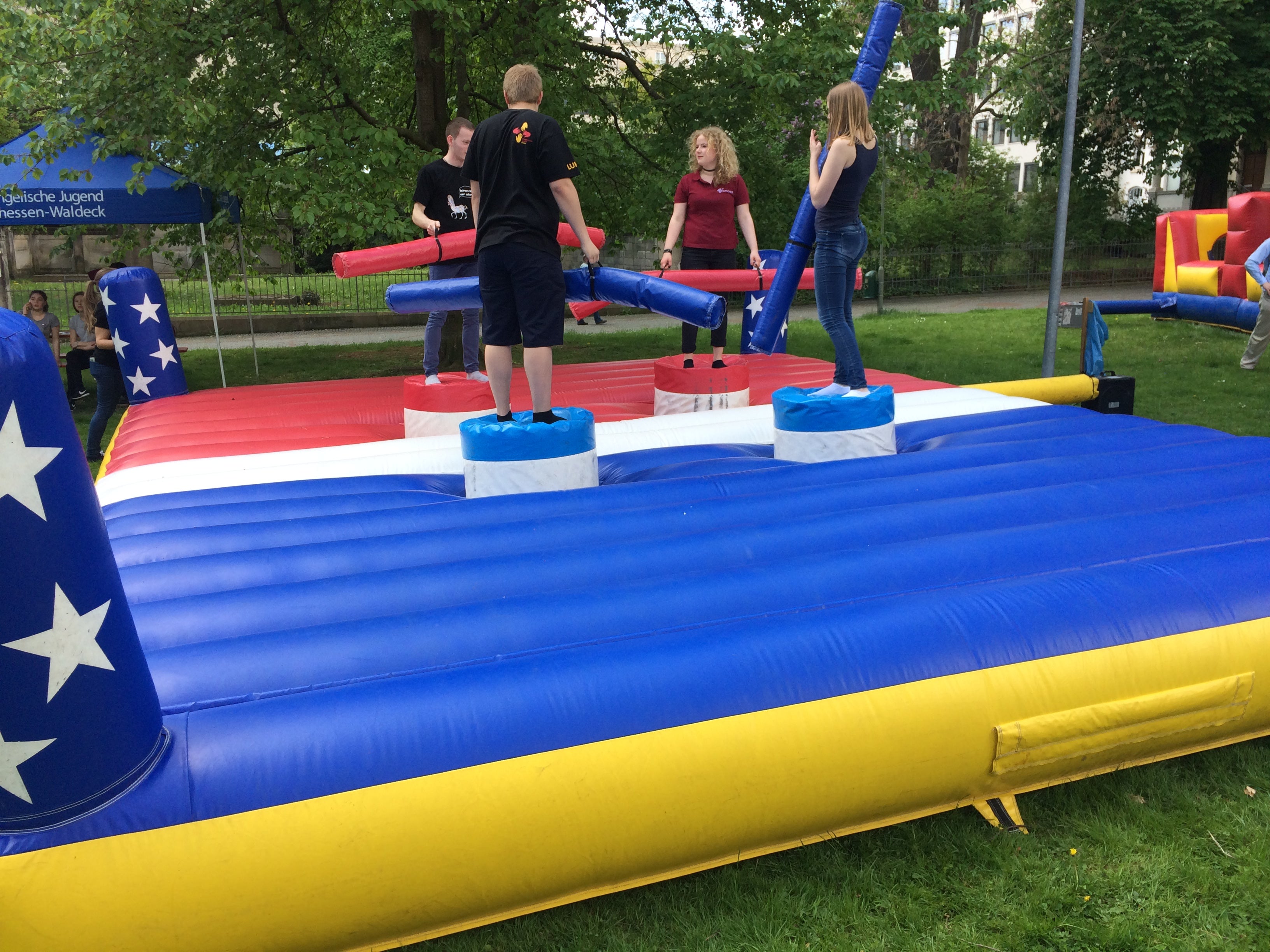 Gladiator Game mieten - American Gladiator Eventmodul, 7x6 m, ab 6 Jahren