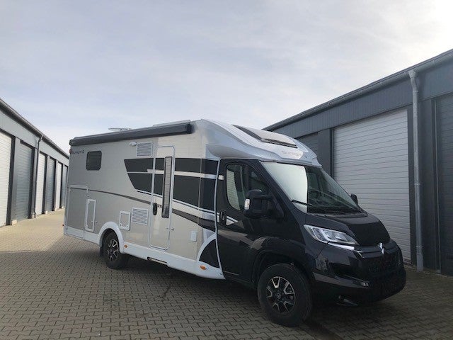 Sunlight T68 NEU mit Stand-Klima & Solar+ Einzelbetten bei Reisemobile Pander