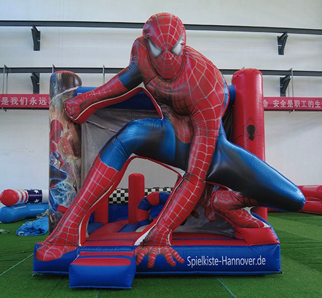 Multiplay-Hüpfburg Spiderman mieten – mit Hindernissen & Boxsäcken