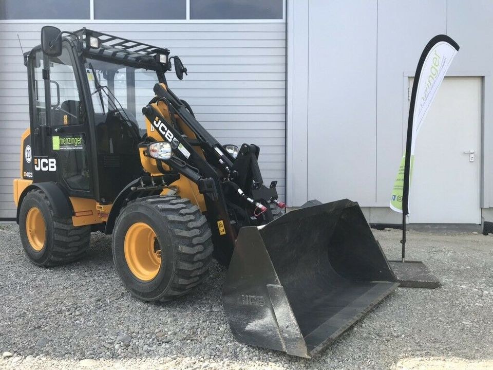 JCB 403 Radlader Hoflader mieten bei menzinger – 4