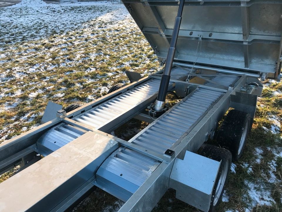 Dreiseitenkipper Kipperanhänger mieten bei menzinger – 3